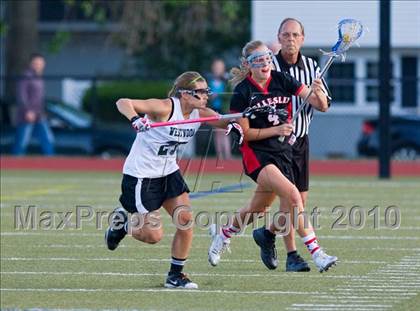 Thumbnail 1 in Wellesley vs Westwood (MIAA Division 1 South Final) photogallery.