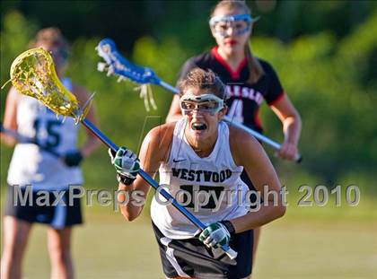 Thumbnail 2 in Wellesley vs Westwood (MIAA Division 1 South Final) photogallery.
