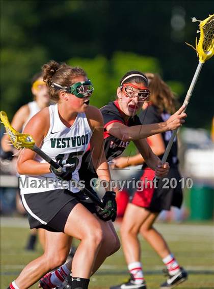 Thumbnail 3 in Wellesley vs Westwood (MIAA Division 1 South Final) photogallery.