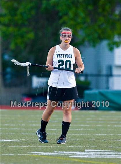 Thumbnail 1 in Wellesley vs Westwood (MIAA Division 1 South Final) photogallery.