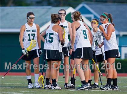Thumbnail 2 in Wellesley vs Westwood (MIAA Division 1 South Final) photogallery.