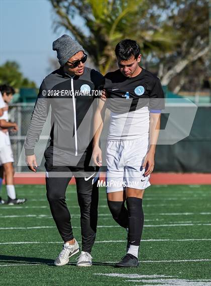 Thumbnail 2 in Mira Costa vs. North photogallery.