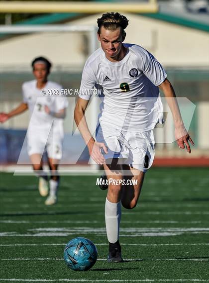 Thumbnail 1 in Mira Costa vs. North photogallery.