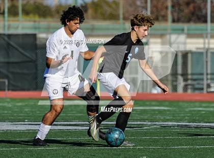 Thumbnail 2 in Mira Costa vs. North photogallery.