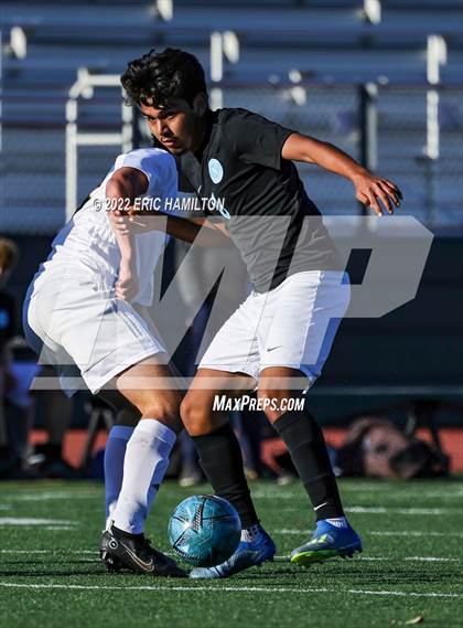 Thumbnail 1 in Mira Costa vs. North photogallery.