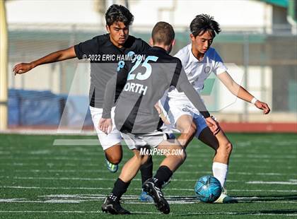 Thumbnail 2 in Mira Costa vs. North photogallery.