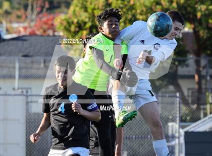 Thumbnail 1 in Mira Costa vs. North photogallery.