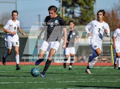 Thumbnail 3 in Mira Costa vs. North photogallery.