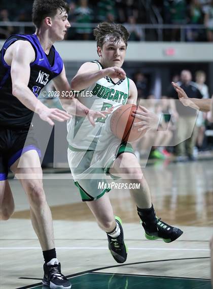 Thumbnail 3 in Northside Christian vs Green (OHSAA D4 Regional Semifinal) photogallery.