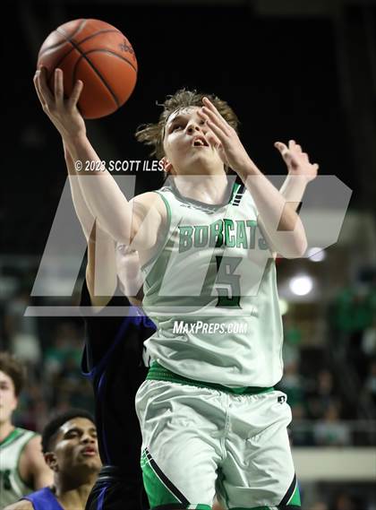 Thumbnail 3 in Northside Christian vs Green (OHSAA D4 Regional Semifinal) photogallery.