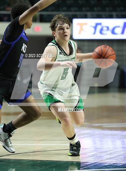 Thumbnail 3 in Northside Christian vs Green (OHSAA D4 Regional Semifinal) photogallery.