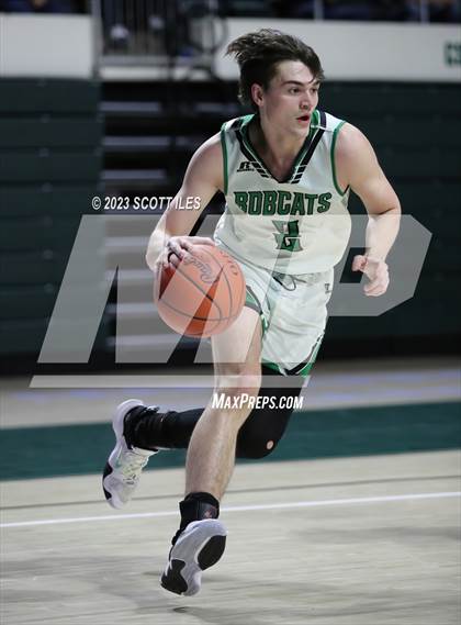 Thumbnail 2 in Northside Christian vs Green (OHSAA D4 Regional Semifinal) photogallery.