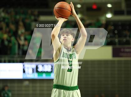 Thumbnail 3 in Northside Christian vs Green (OHSAA D4 Regional Semifinal) photogallery.