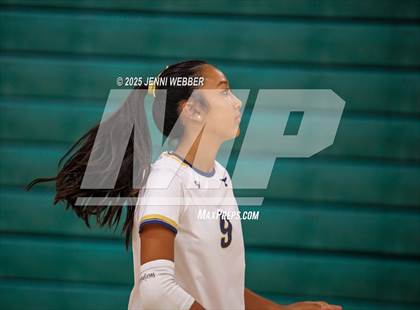 Thumbnail 2 in Punahou vs. Moapa Valley (Durango Fall Classic) photogallery.