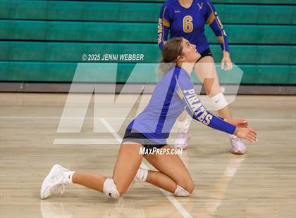 Thumbnail 1 in Punahou vs. Moapa Valley (Durango Fall Classic) photogallery.