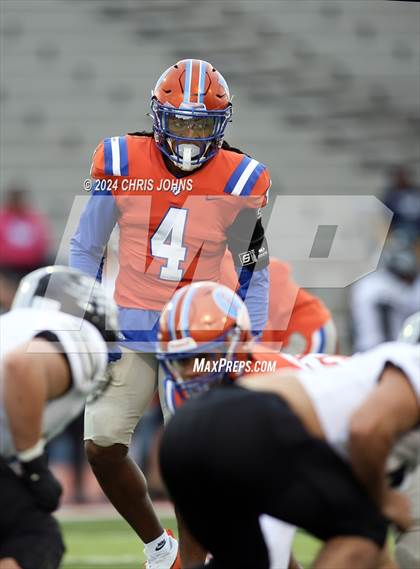 Thumbnail 1 in Normal West @ East St. Louis (IHSA 6A second round) photogallery.