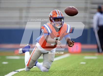 Thumbnail 3 in Normal West @ East St. Louis (IHSA 6A second round) photogallery.
