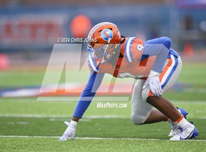 Thumbnail 2 in Normal West @ East St. Louis (IHSA 6A second round) photogallery.