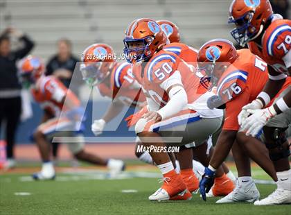 Thumbnail 2 in Normal West @ East St. Louis (IHSA 6A second round) photogallery.