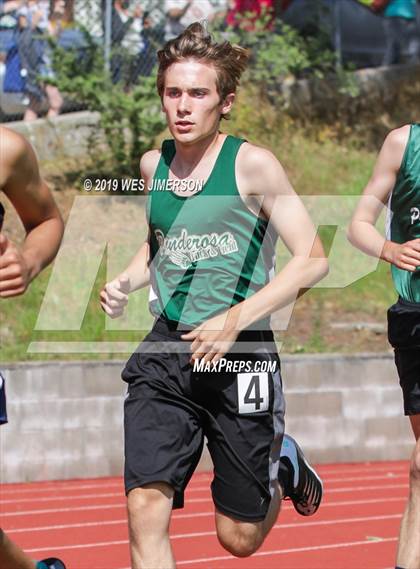 Thumbnail 2 in FVL Championships (1600 Meter) photogallery.