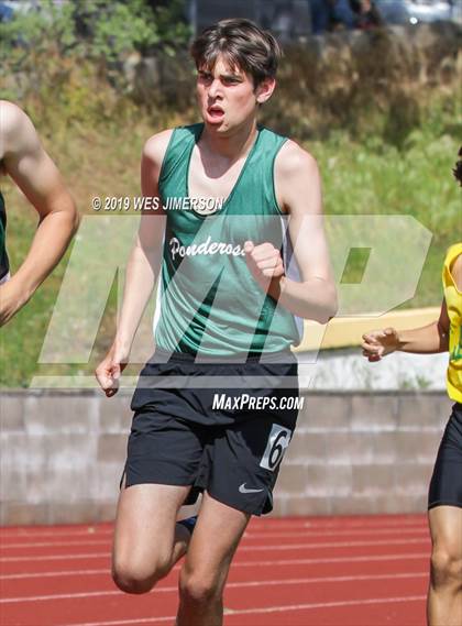 Thumbnail 3 in FVL Championships (1600 Meter) photogallery.