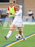 Photo from the gallery "Heritage vs. Valor Christian (CHSAA 5A Q-Final)"