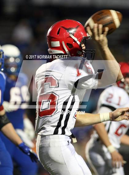 Thumbnail 3 in Hodgeman County vs Hanover (KSHSAA 8M D2 Final) photogallery.