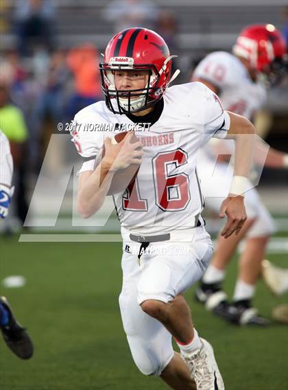 Thumbnail 2 in Hodgeman County vs Hanover (KSHSAA 8M D2 Final) photogallery.