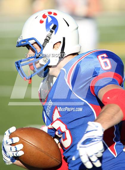 Thumbnail 1 in Hodgeman County vs Hanover (KSHSAA 8M D2 Final) photogallery.