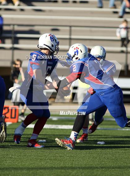 Thumbnail 3 in Hodgeman County vs Hanover (KSHSAA 8M D2 Final) photogallery.