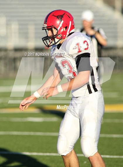 Thumbnail 1 in Hodgeman County vs Hanover (KSHSAA 8M D2 Final) photogallery.