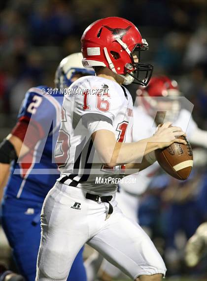 Thumbnail 2 in Hodgeman County vs Hanover (KSHSAA 8M D2 Final) photogallery.