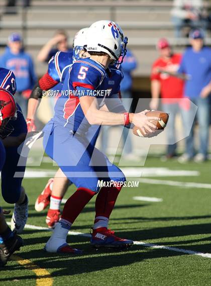 Thumbnail 2 in Hodgeman County vs Hanover (KSHSAA 8M D2 Final) photogallery.