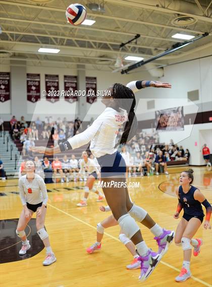 Thumbnail 3 in Seven Lakes vs Stratford (KISD/CFISD Tournament) photogallery.