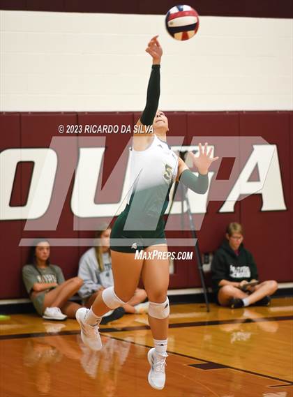 Thumbnail 3 in Seven Lakes vs Stratford (KISD/CFISD Tournament) photogallery.