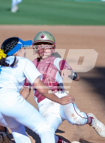 Thumbnail 1 in San Pasqual vs. Mission Hills (CIF SDS D2 Final) photogallery.