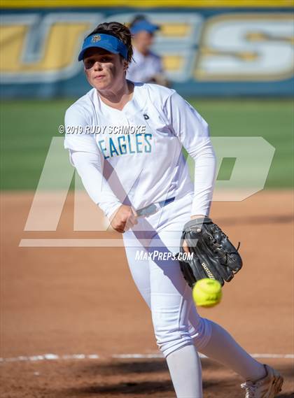 Thumbnail 1 in San Pasqual vs. Mission Hills (CIF SDS D2 Final) photogallery.