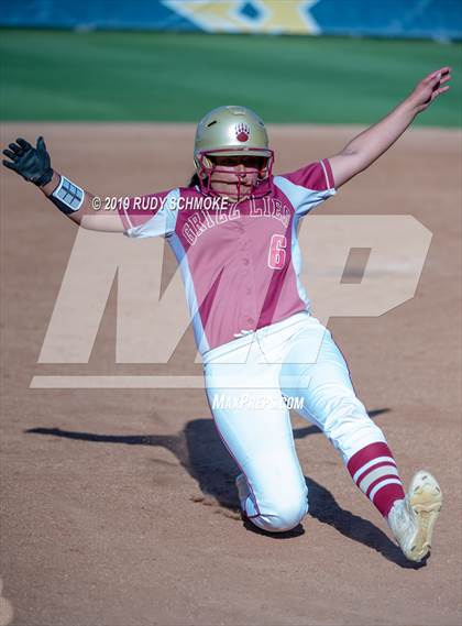Thumbnail 2 in San Pasqual vs. Mission Hills (CIF SDS D2 Final) photogallery.
