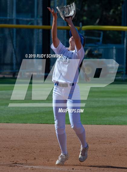 Thumbnail 1 in San Pasqual vs. Mission Hills (CIF SDS D2 Final) photogallery.