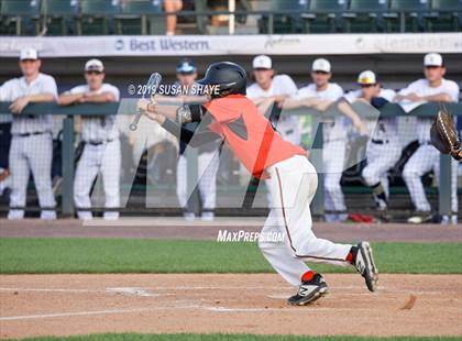 Thumbnail 2 in Taunton vs. Shrewsbury (MIAA Division 1 Final) photogallery.