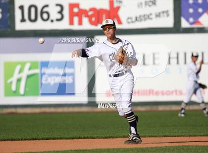 Thumbnail 3 in Taunton vs. Shrewsbury (MIAA Division 1 Final) photogallery.