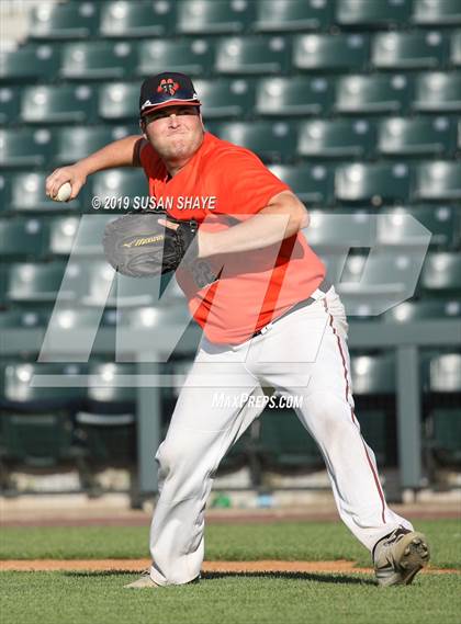 Thumbnail 2 in Taunton vs. Shrewsbury (MIAA Division 1 Final) photogallery.