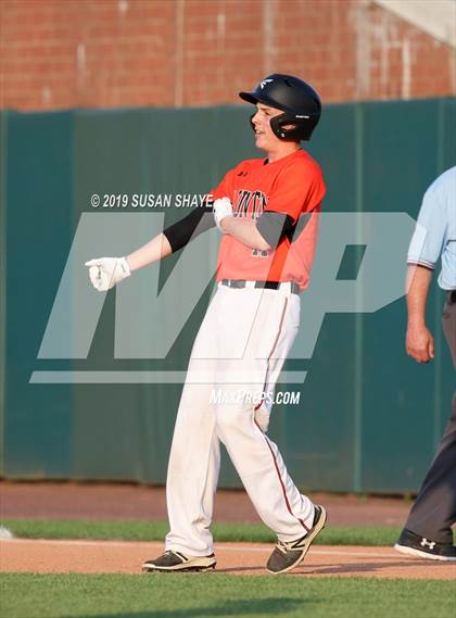 Thumbnail 3 in Taunton vs. Shrewsbury (MIAA Division 1 Final) photogallery.