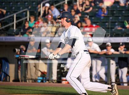 Thumbnail 3 in Taunton vs. Shrewsbury (MIAA Division 1 Final) photogallery.