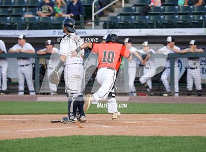 Thumbnail 3 in Taunton vs. Shrewsbury (MIAA Division 1 Final) photogallery.