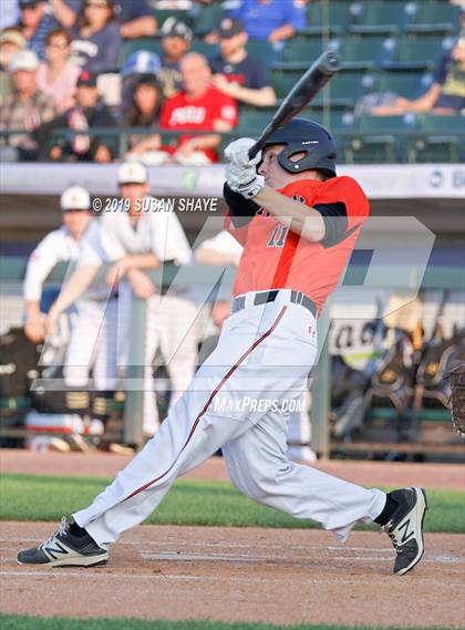 Thumbnail 3 in Taunton vs. Shrewsbury (MIAA Division 1 Final) photogallery.