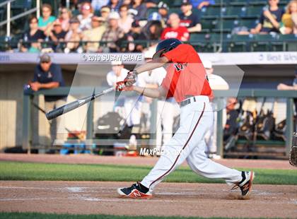 Thumbnail 2 in Taunton vs. Shrewsbury (MIAA Division 1 Final) photogallery.
