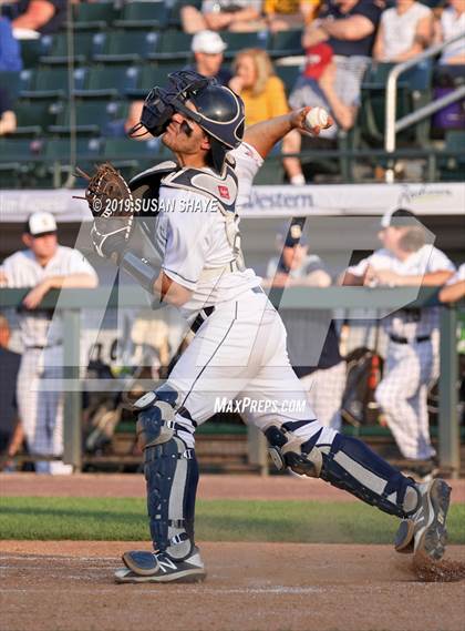 Thumbnail 3 in Taunton vs. Shrewsbury (MIAA Division 1 Final) photogallery.