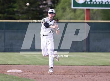 Thumbnail 1 in Oak Ridge @ Granite Bay photogallery.