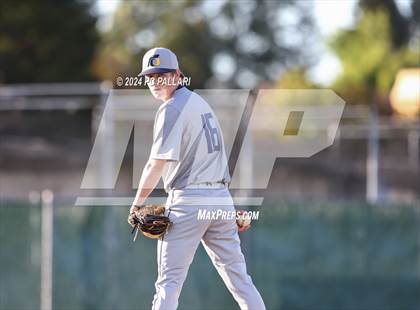 Thumbnail 3 in Oak Ridge @ Granite Bay photogallery.